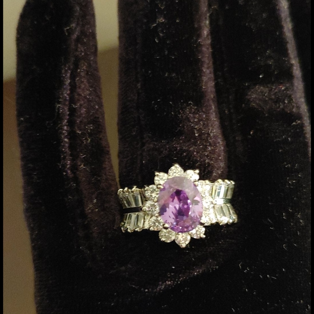 Costume ring